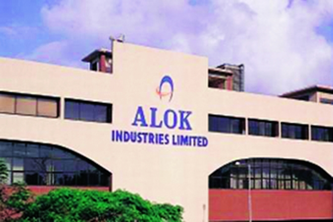 alok industries latest news in hindi